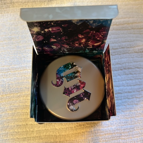 Urban Decay Stoned Vibes Multi-Faceted Highlighter - NWT - Picture 3 of 5